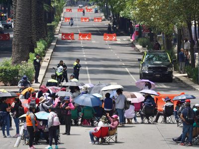 CNTE cumple medio mes de protestas
