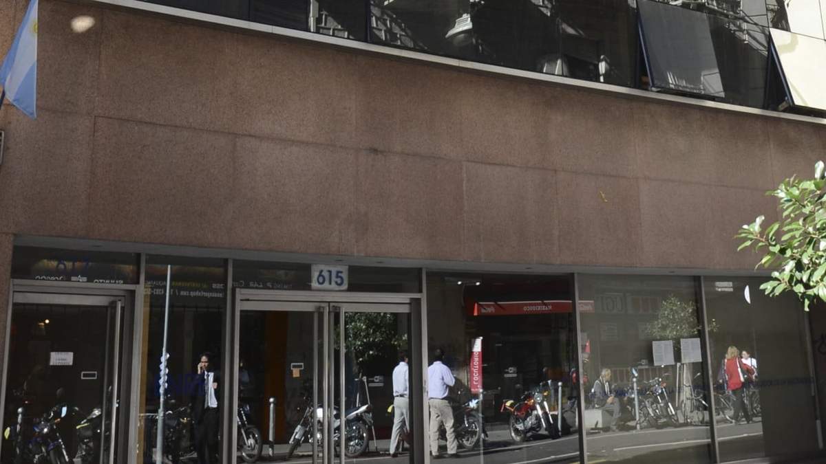 El edificio del ENRE. Fuente: (Twitter)
