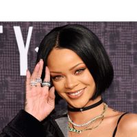 ¿Sos fans de Rihanna? No te pierdas el video de las mil caras de la celebridad