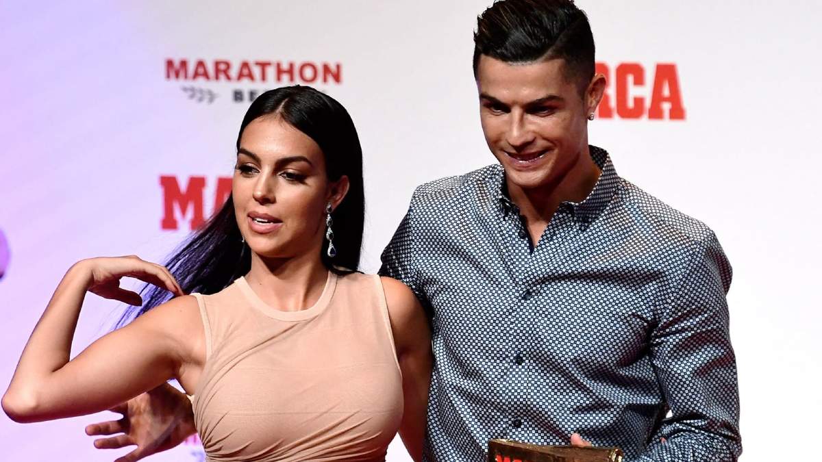 Georgina Rodríguez y Cristiano Ronaldo. Fuente: (Instagram)