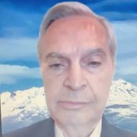 Juez ordena devolver campus y cuentas de la UDLAP al anterior patronato, anuncia Derbez