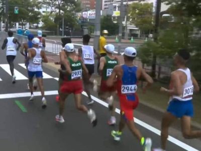 José Luis Santana, Juan Pacheco y Arturo Esparza llegaron en los lugares 56, 65 y 74 del maratón