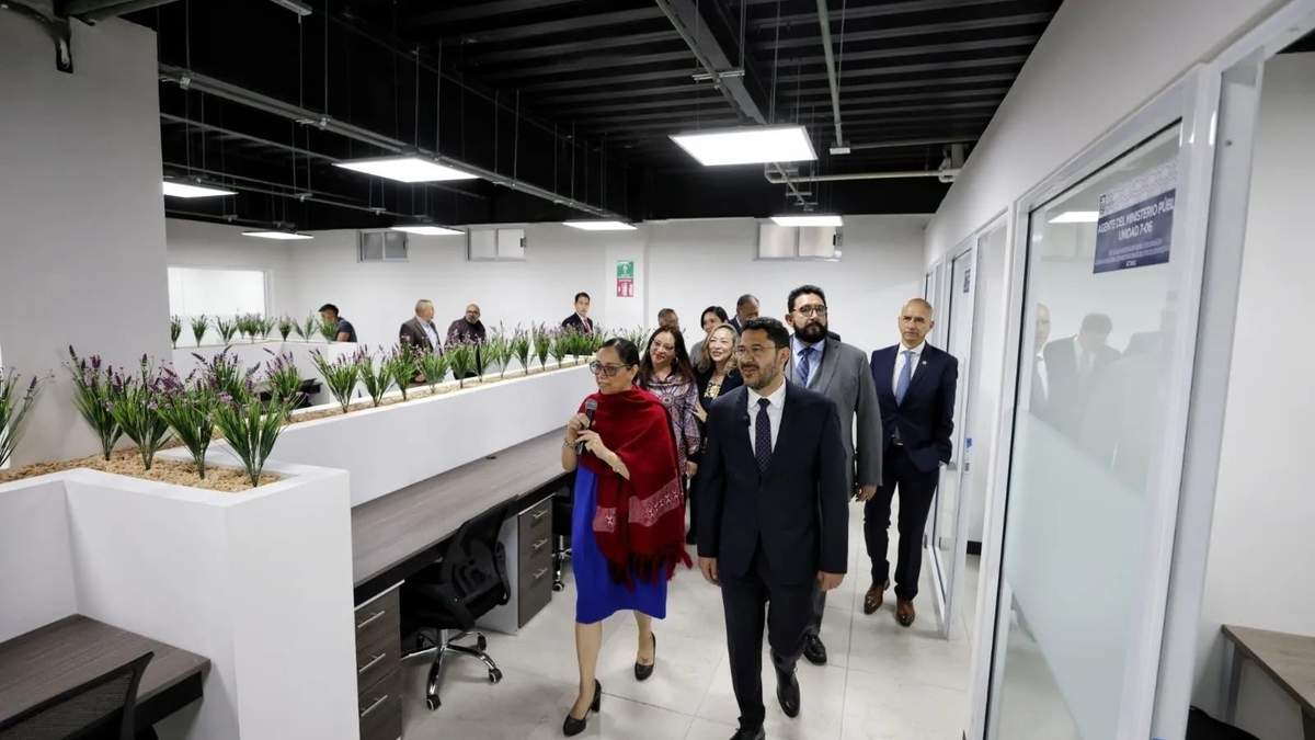 En la inauguración de la nueva sede