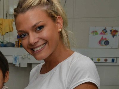 ¡Para vos Daniel! Gisela Berger lució un traje de baño imperdible ¡Dale zoom!