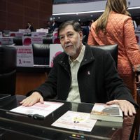 “Están intrigando”: Noroña niega que viole la ley con su viaje a Palestina