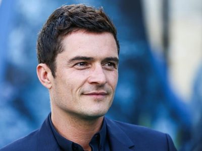 ¡Qué papelón! Orlando Bloom mostró su nuevo tatuaje ¡pero tenía un grave error!