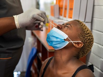 Brasil en alerta ante una nueva escalada del coronavirus en el país