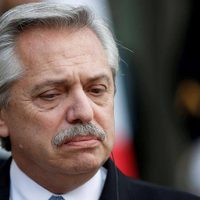 "Voy a prolongar la cuarentena obligatoria si es necesario", advirtió el presidente