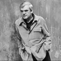 Kundera, McCarthy, Oé, Kodama, Amis, Glück; escritores que murieron en 2023