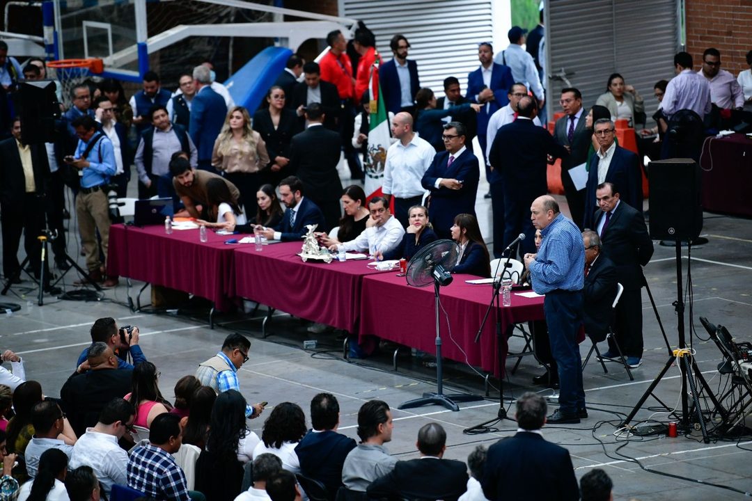 mesa directiva