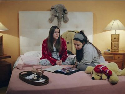 Bella y apasionada de las redes: así está hoy la pequeña actriz que hace de Dafne, la gran amiga de "Melissa"