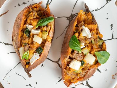 Boniatos o batatas rellenas a la mexicana: para comer algo creativo, delicioso y sin gastar fortuna