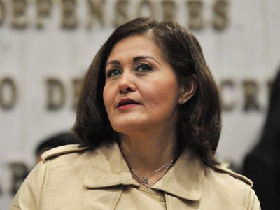 Reaparece Eva Cadena: fustiga que 'faltó estrategia” en difusión de video de sobornos al PAN