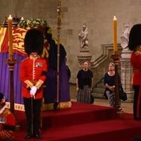 Joe Biden aterriza en Londres para asistir al funeral de Isabel II