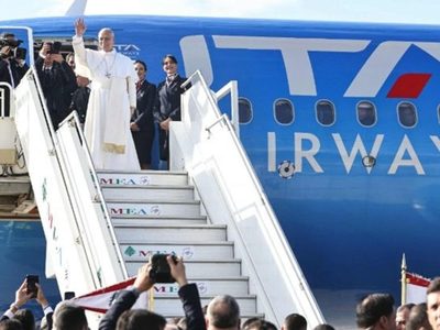 Sin sobresaltos, León XIV terminó su primera gira pastoral