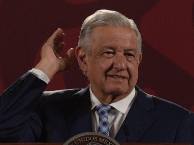 AMLO llama hipócritas a sacerdotes por reclamos de violencia: "¿Por qué no actuaron con Calderón?"