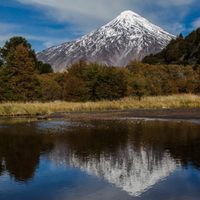Quién es el primer deportista ciego de Neuquén que logró llegar a la cumbre del Volcán Lanín