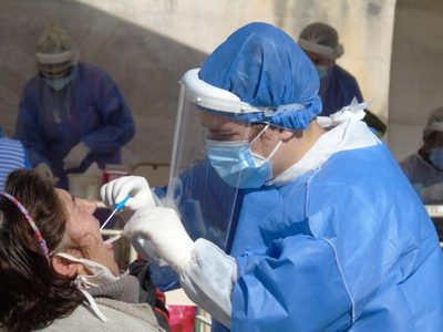 Duro reporte para Argentina: casi 100 personas perdieron la vida en un día por coronavirus