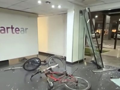 Kirchneristas hicieron destrozos en estudios de Canal 13 y TN
