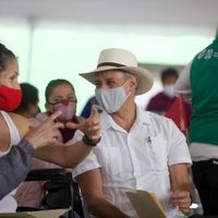 No se ha decidido abrir la vacunación para adolescentes embarazadas: López-Gatell