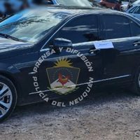 Secuestraron un auto importado y de alta gama que tenía patente y números de serie adulterados
