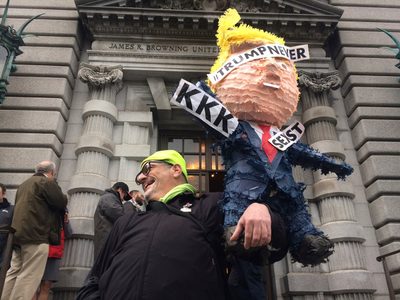 Trump a México: marchitas a mí