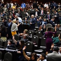 Diputados aprueban Ley de Austeridad; sólo el PRI se abstuvo