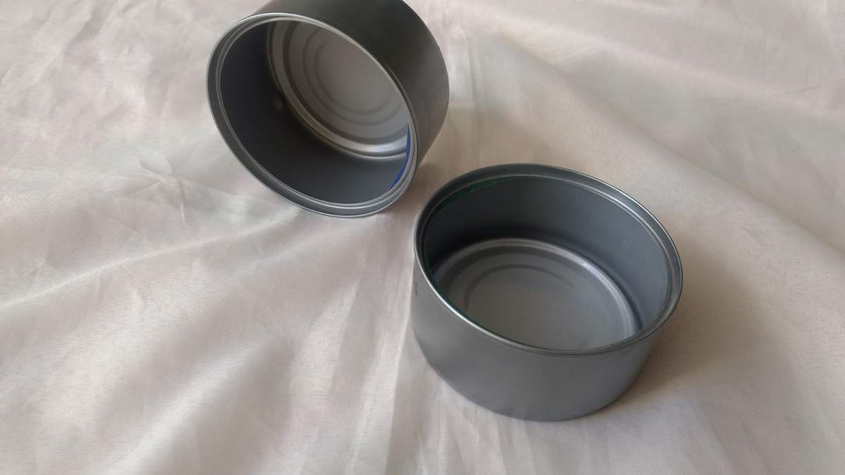 Latas. Fuente: (X)