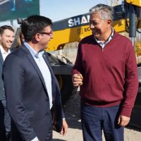 Figueroa entregó escrituras en Senillosa y anunció 500 mensuras y 52 nuevas viviendas