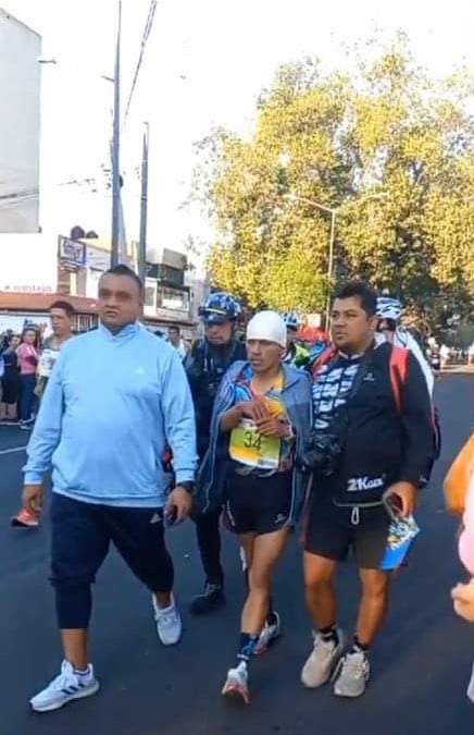 Oropeza, después de haber sido atropellado en el Medio Maratón