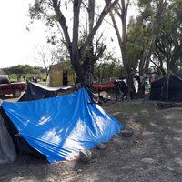 Pobres y migrantes en su propia patria