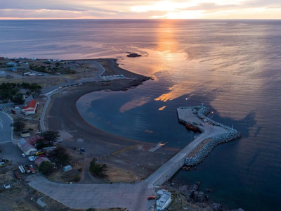 Descubrí el rincón secreto de la Patagonia: pesca, recolección marina y una cena frente al mar