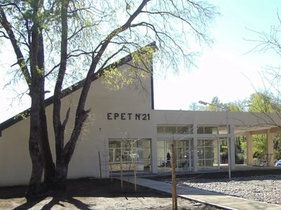 Licitan obras para ampliar la EPET 21 de San Martín de los Andes