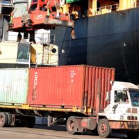 Cae en dos años 7% movilización de productos petroleros en el puerto de Manzanillo