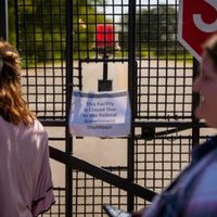 Por el Shutdown empezaron los despidos de empleados públicos en EEUU