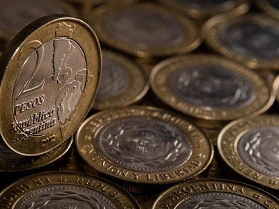 Sacar las monedas menores a 5 pesos de circulación, posible proyecto a futuro
