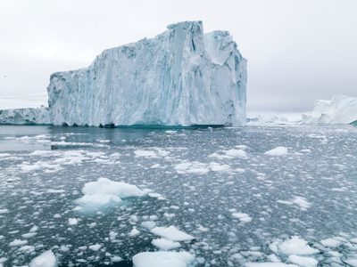 Ningún otro océano trabaja tanto para paliar la crisis climática como el Antártico, pero a qué costo