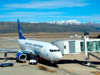Barilochenses en el exterior: ¿qué van a hacer? El gobierno no aceptó la repatriación