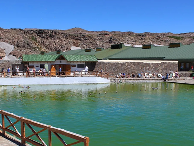Las termas de Copahue inauguran temporada: cuánto sale disfrutar una de las mejores experiencias del mundo