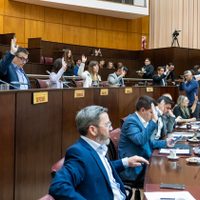 Diputados del MPN y aliados de Rolando Figueroa apoyaron endeudamiento en dólares