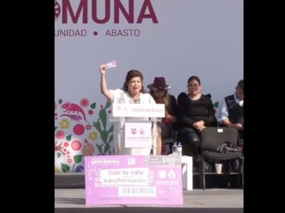 Brugada entregó los primeros 20 mil vales del programa Mercomuna