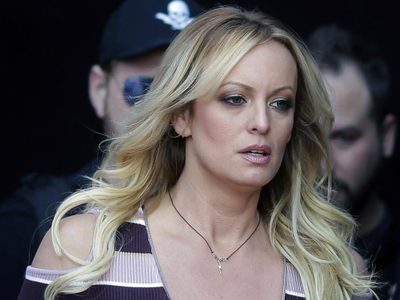 La actriz porno Stormy Daniels describe ante la corte su encuentro con Trump