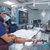 El ISSSTE, sin rayos X por un contrato indebido