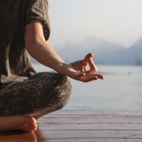 Cinco cosas que debes tener en tu espacio para meditar