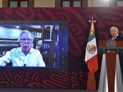 “Ni que estuviese de ocioso”: AMLO niega haber pedido a la CNTE que obstruyera la “marea rosa”