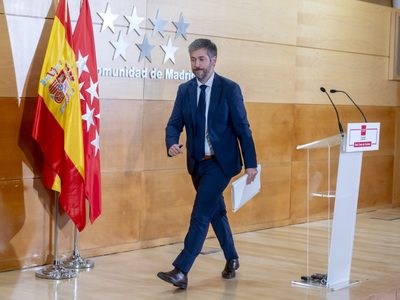 Gobierno de Madrid pide la renuncia del canciller de España por disculparse con México