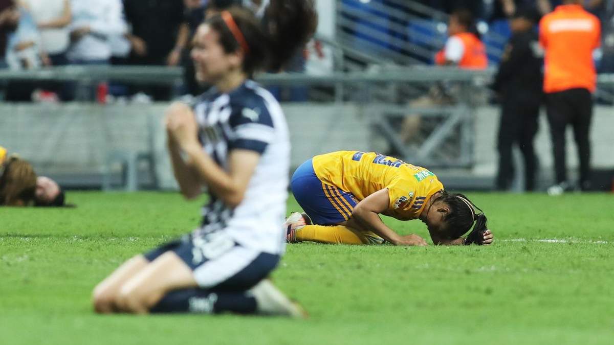 Futbol femenil, pacto de caballeros