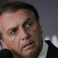 Jair Bolsonaro dice que la ayuda ofrecida por Argentina “no es necesaria” por el momento