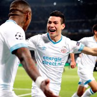 'Chucky” Lozano echa al Inter de Milán de la Champions con gol de cabeza