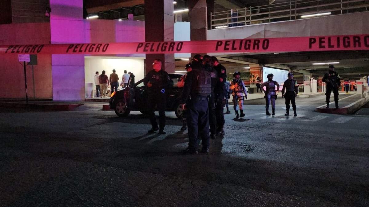 En la colonia Puerta del Sol fue asesinado a balazos un hombre que se trasladaba en una camioneta